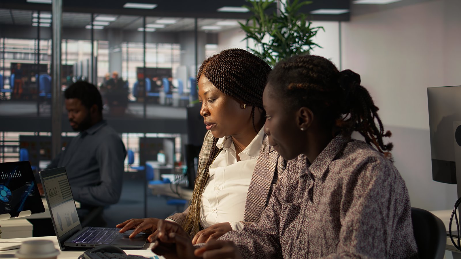 Pourquoi le conseil en communication est essentiel pour les entreprises en Côte d'Ivoire